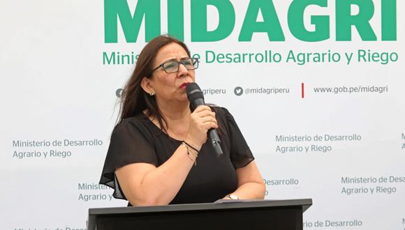 La ministra de Desarrollo Agrario aseveró que se están perdiendo productos lácteos por el bloqueo de carreteras. Foto: Midagri