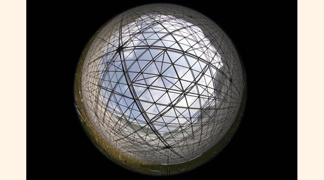 El tamaño de FAST supera al del Observatorio Arecibo en Puerto Rico, que mide 300 metros, y que ahora es el segundo más grande del mundo.