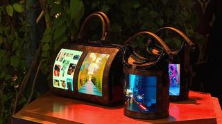 Las pantallas plegables llegan a los bolsos de lujo con Louis Vuitton