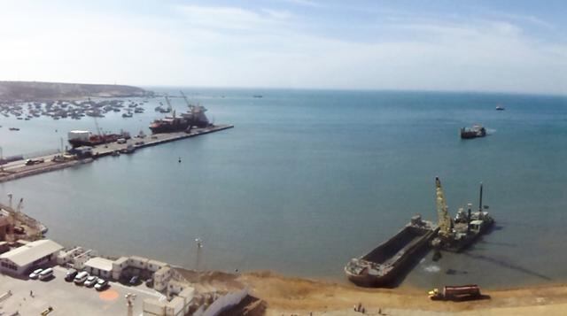 Julio 2012: Inicio de la etapa de dragado (1.5 mlls de m3 de profundidad) para el nuevo terminal de contenedores.