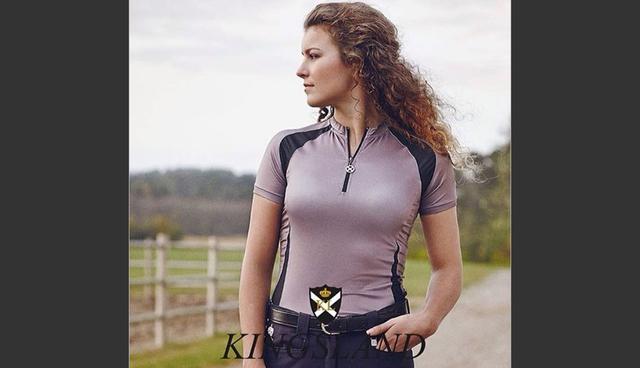 FOTO 14 | Ella está patrocinada por Kingsland, una marca de equitación.