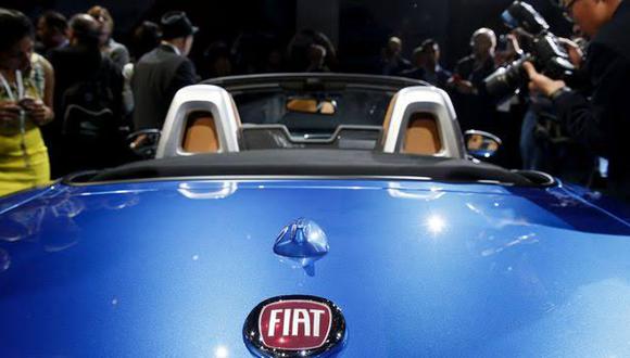 Fiat y PSA, el fabricante de Peugeot, confirmaron el miércoles que están manteniendo conversaciones para crear uno de los grupos automotrices líderes del mundo. (Foto: Bloomberg)