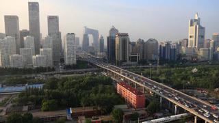 China: PMI de servicios alcanzó nivel máximo en seis meses
