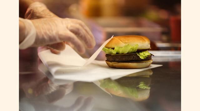 McDonald’s. La cadena de hamburgueserías tiene el mayor número de locales en Chile, Argentina, Uruguay y Paraguay. (Foto: Bloomberg)