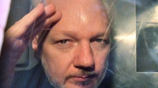 Justicia británica deniega la libertad condicional a Julian Assange por riesgo de fuga