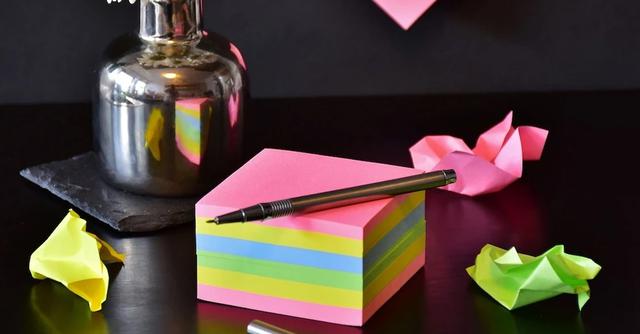 FOTO 1 | 12. Los Post-it (FOTO: Pixabay)
