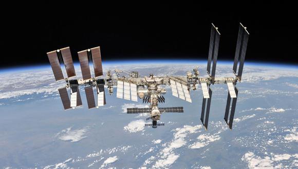 “La banda que usan los radiotaxis es UHF. No es de extrañar porque la Estación Espacial hace una transmisión de radioaficionados una vez por mes en esa misma frecuencia y es por eso que la captan" (Foto: AFP).
