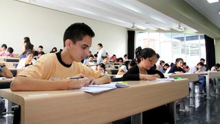 Pronabec otorgará 5,000 becas a jóvenes egresados de colegios para estudiar en universidades e institutos 