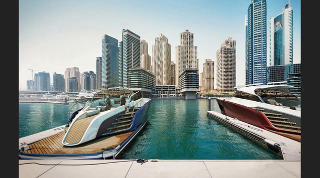 La cubierta principal cuenta con un fácil acceso desde tierra y desde el mar gracias a la escaleras desplegables que suben desde el nivel del agua. (Foto: Megaricos)