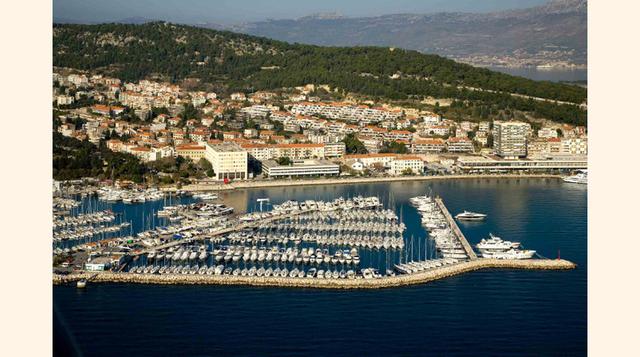 ACI Marina Split, Croacia. Situado en la costa Adriática de Croacia, Split es una de las más hermosas ciudades costeras de Europa. Los más exigentes propietarios de yates están familiarizados con este lugar. Se mantiene abierto durante todo el año y tiene