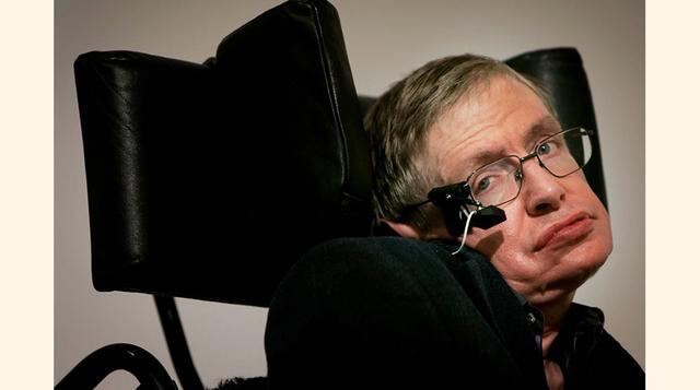 Stephen Hawking. Es un físico teórico, astrofísico, cosmólogo y divulgador científico británico. Tiene un coeficiente intelectual de 160 puntos. (Foto: ABC)