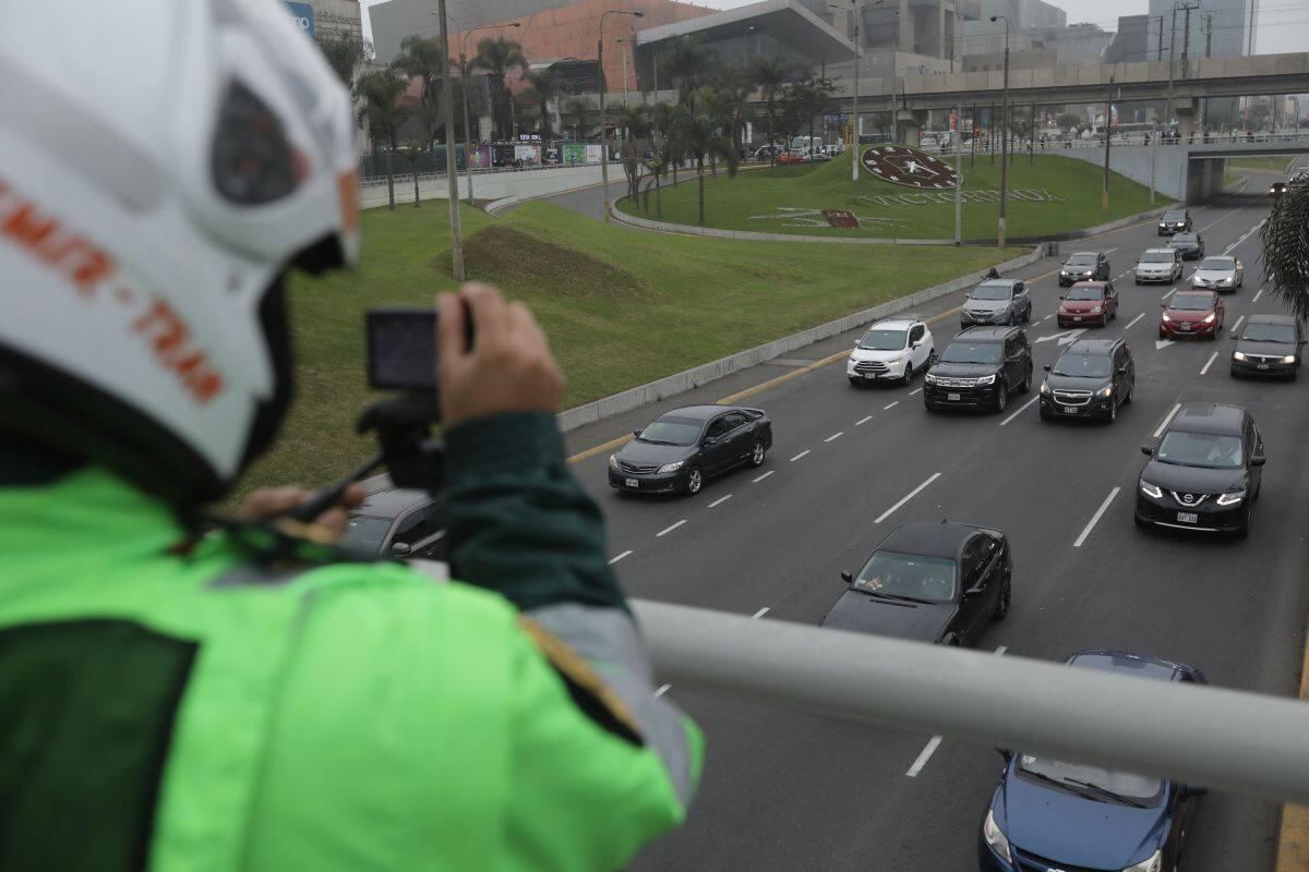 El plan pico y placa busca reducir la congestión vehicular. (Foto: GEC)