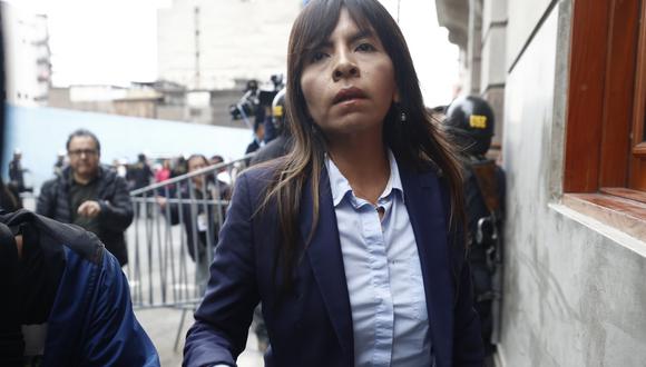 Giulliana Loza, abogada de Keiko Fujimori, aseguró que sustentarán con documentos que todo el dinero de empresarios fue usado en la campaña. (Foto: GEC)