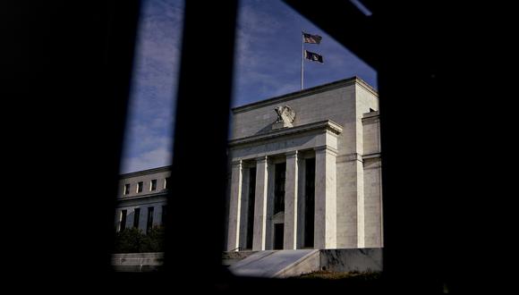 Es posible que las autoridades de la Fed discutan el declive de los costos de endeudamiento cuando se reúnan el martes y el miércoles. Photographer: Andrew Harrer/Bloomberg