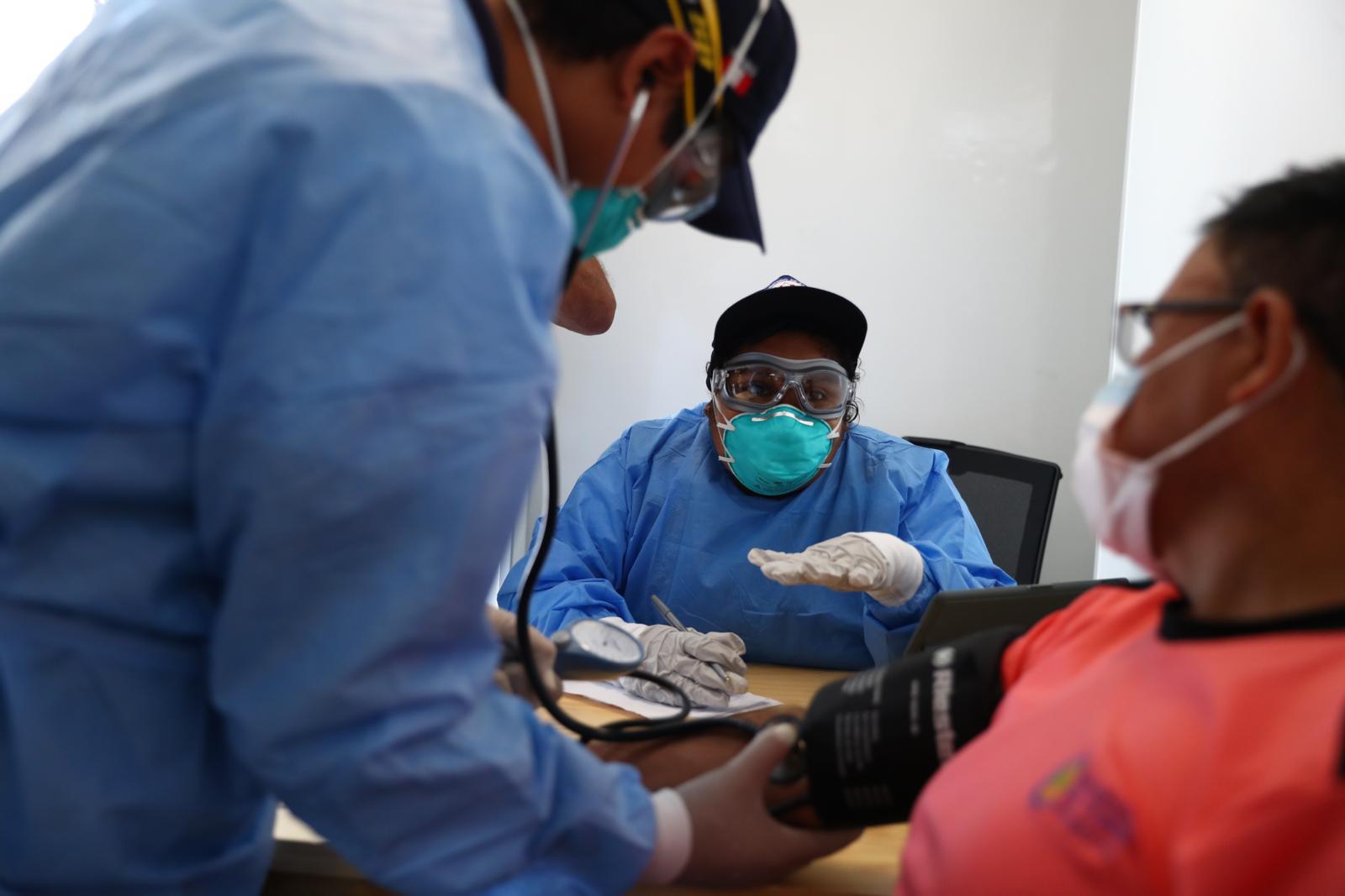 Las personas fueron sometidas a las pruebas de despistaje de Coronavirus. (GEC)