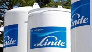 Linde y Praxair acuerdan plan de fusión para aprobación de junta