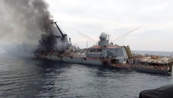 Ucrania asegura que hundió el buque insignia ruso Moskva. (MIKE RIGHT/TWITTER).