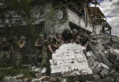 Ucrania busca contener a Rusia en el este y pide más armas a Occidente
