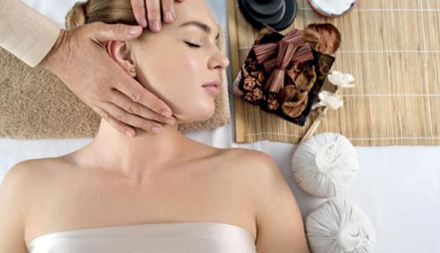 FOTO 15 | 15. Spas especializados. No hay edad para querer consentirse y pasar un momento relajante. Sin embargo, esta generación le da cada vez más importancia a su bienestar y aspecto físico. Abre un centro especializado en tratamientos corporales, faciales y de nutrición para atender al este nicho de mercado, el cual está compuesto por hombres y mujeres interesados en estar bien desde adentro hacia afuera. Ofrecer servicios adicionales como asesoría integral, le dará a tus clientes un valor agregado. Puedes abrir una unidad de Bodywrap desde 850,000 pesos.