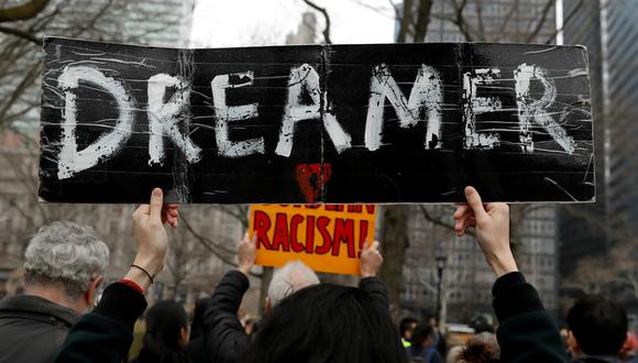 Broadway. Manifestantes marchan desde New York hasta Washington D.C. en defensa de los dreamers. (Foto: Reuters)