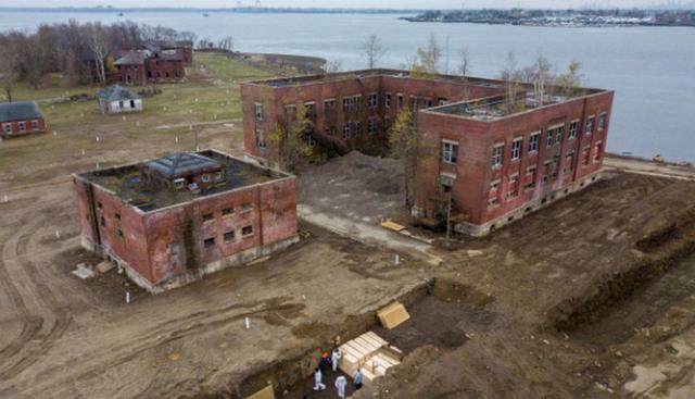 El número comenzó a aumentar en marzo a medida que el nuevo coronavirus se propagó, convirtiendo a Nueva York en el epicentro de la pandemia. (REUTERS/Lucas Jackson).