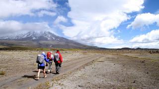 La "Avenida de los Volcanes" se convierte en una aventura para turistas del mundo