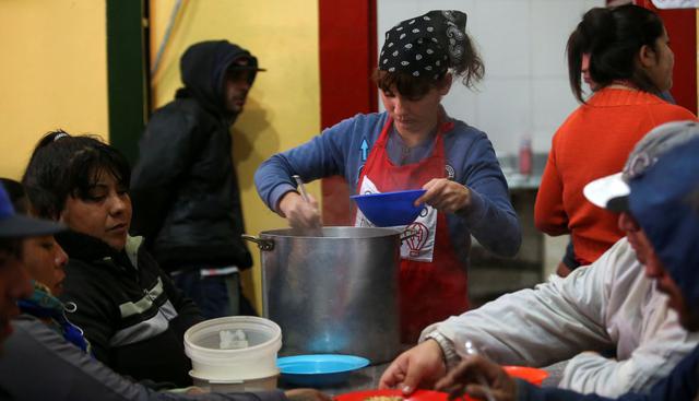 Argentina es uno de los mayores proveedores mundiales de alimentos, pero como exporta muchos de sus principales productos, los valores locales suben cuando se deprecia el peso. (Foto: Reuters)