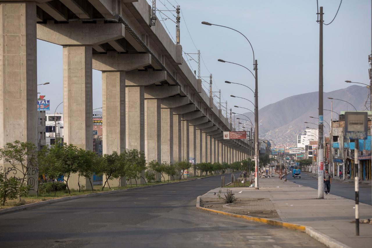 Así lucen algunas calles de San Juan de Lurigancho tras el tercer día de estado de emergencia. (Foto: Anthony Niño de Guzman/GEC)