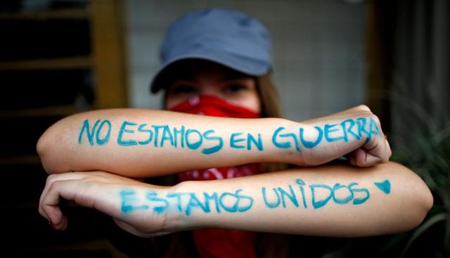 Los anuncios y gestos del gobierno para amainar la situación no han hecho efecto alguno en la población. (Foto: AFP)