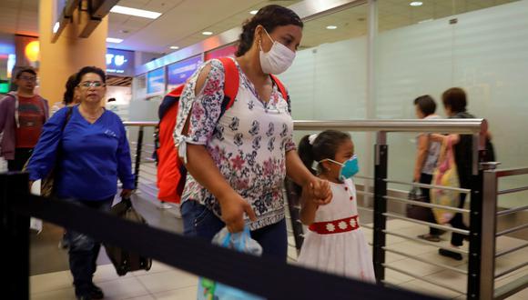 La OMS informó que “está profundamente consternada por los niveles alarmantes de propagación y severidad” del coronavirus. (Foto: AFP)