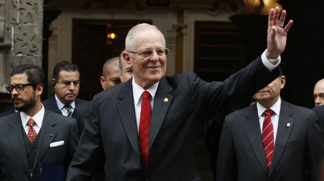 "No permitiré, especialmente a mis funcionarios, caer en la indignidad de la corrupción. Sepan todos que en eso no tendré miramientos".