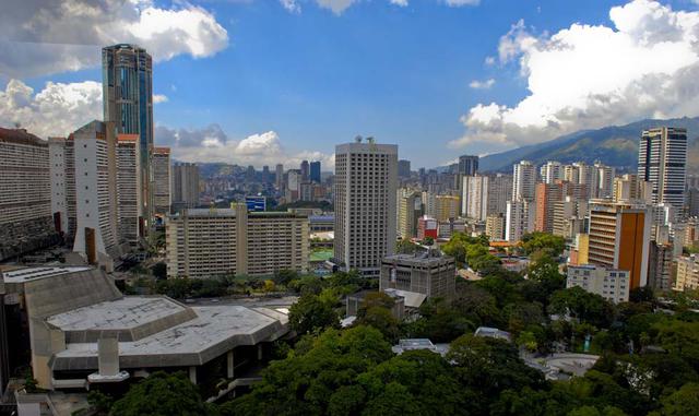 Foto 1 | 1. Caracas, Venezuela. Salario promedio mensual: US$ 31. Costo mensual promedio de la vivienda como % del salario: 3,849.2%. Alquiler mensual promedio: US$ 416. (Foto: Wikipedia)