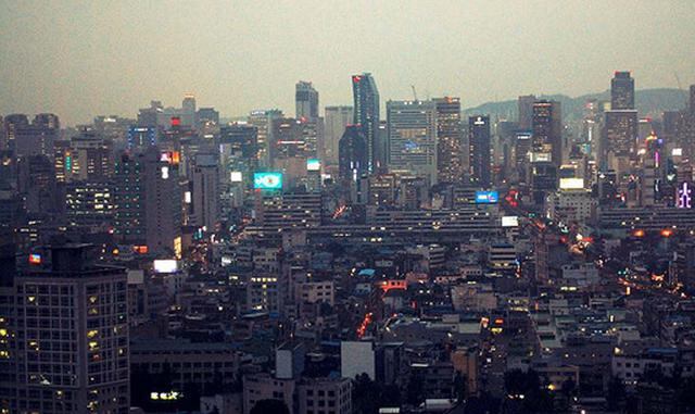 Seúl, Corea del Sur. En el top 5 nos encontramos a Seúl, la que es denominada por muchos la ciudad del futuro. ¿Cómo no iba a estar en esta lista?