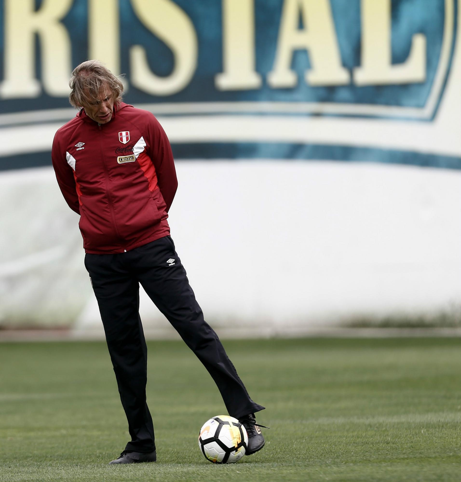 Después de sacar campeón a Universitario, regresó a Perú por un reto más grande: la selección de mayores. (Foto: USI)