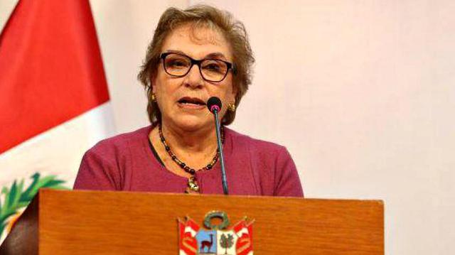 FOTO 5 | Ministerio de la Mujer y Poblaciones Vulnerables. En medio del escándalo de pago de coimas de Odebrecht a Alejandro Toledo, los legisladores Karina Beteta (FP) y Víctor Andrés García Belaunde pidieron la renuncia de la ministra de la Mujer, Ana M