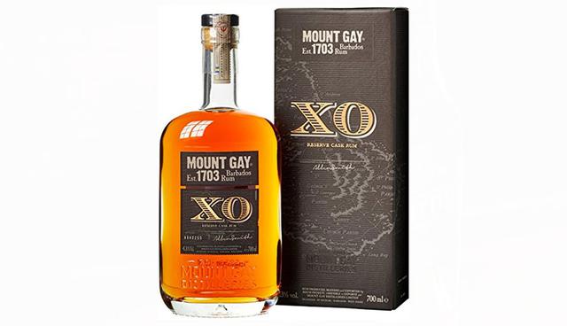 FOTO 15 | Ron Mount Gay. Mount Gay solo sacó unas 6,000 botellas de este ron único, madurado entre 8 y 15 años, antes de terminar durante seis meses en barriles previamente reservados para el whisky escocés. Es posible que esta combinación no suene increíble, pero es excelente, con una rica dulzura que se arrastra hacia una larga sensación ahumada. Vale la pena el costo (alrededor de US$ 250) y el esfuerzo, si logras encontrarlo.