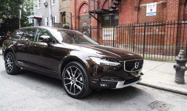 Es el transporte perfecto para un personaje así: alguien de conducta femenina y delicada, buena pinta con una onda escandinava y un estilo característico y elegante (Ah, sí: también un par de mellizos bravucones). (FOTO: Hannah Elliott/Bloomberg)