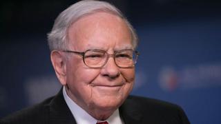 Cenar con Warren Buffett es un lujo que cuesta US$ 4.6 millones