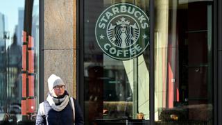 Starbucks anuncia su retirada del mercado ruso por la invasión de Ucrania