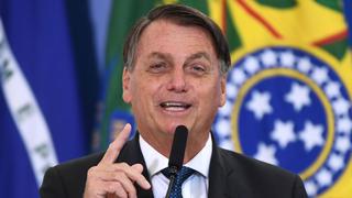 Bolsonaro minimiza crisis sanitaria, mientras medio Brasil está por colapsar