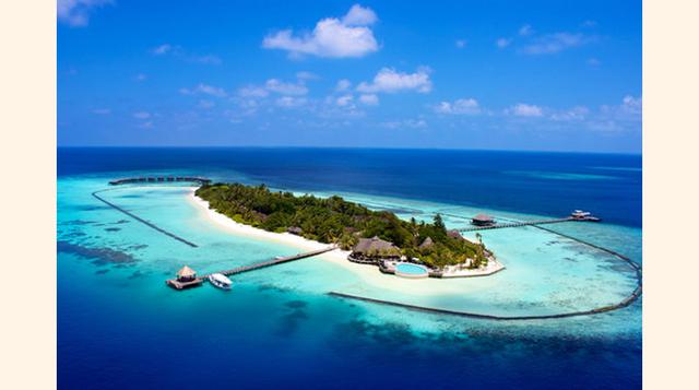 Komandoo Maldives Island Resort,  Komandoo, Lhaviyani Atoll. “Luna de miel de ensueño!” “Un maravilla en las Maldivas”