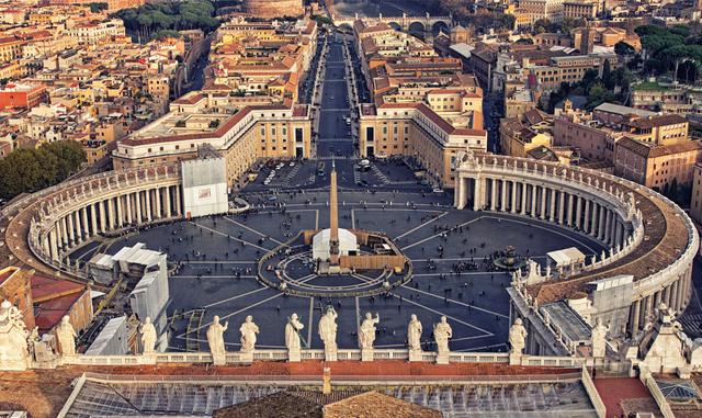 FOTO 1 | Su nombre oficial es Estado de la Ciudad del Vaticano y es la ciudad-estado más pequeña del mundo.