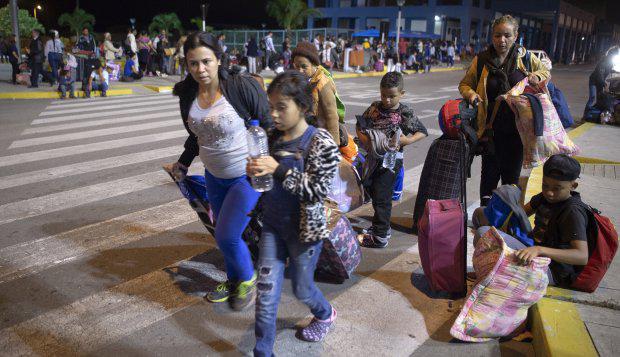 El Fondo de las Naciones Unidas para la Infancia considera que las próximas semanas son “esenciales” para el organismo y sus socios de cara a satisfacer las necesidades humanitarias de niños y familias en el país latinoamericano. (Foto: AFP)