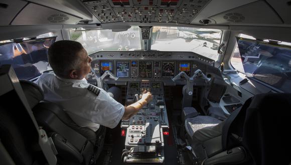 Pilotos de avión. (Foto: EFE)