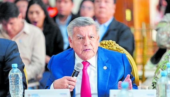 Gobernador regional de La Libertad sostuvo que Boluarte cuenta con el respaldo de los gobiernos locales, regionales y el respaldo de las bancadas.