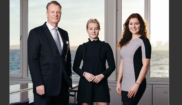 FOTO 12 | Aunque Alexandra y Katharina han recibido una enorme fortuna por la herencia de Ferd, su padre ha dicho que no tienen la obligación de dirigir la empresa en el futuro.
