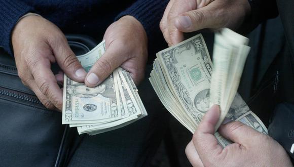 El dólar acumula una baja del 1.28 % en lo que va del año. (Foto: GEC)