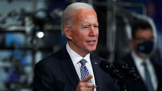 Biden impulsa ayudas a los negocios más pequeños o dirigidos por inmigrantes