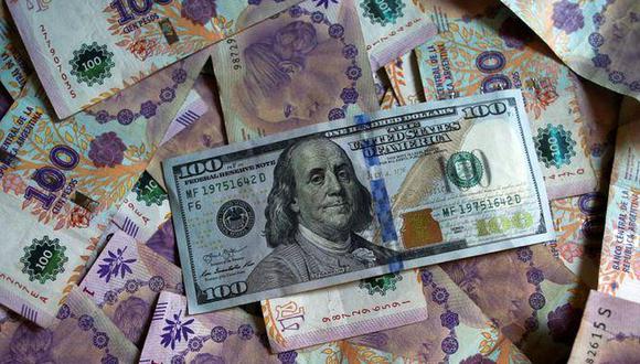Tras la decisión, las empresas con deudas mayores a US$ 1 millón mensuales pueden cubrir sus créditos en divisas hasta el 40%. (Foto: Reuters)