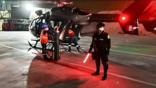 Policía traslada oxígeno en helicópteros a Hospital de Huaycán ante bloqueo de carreteras